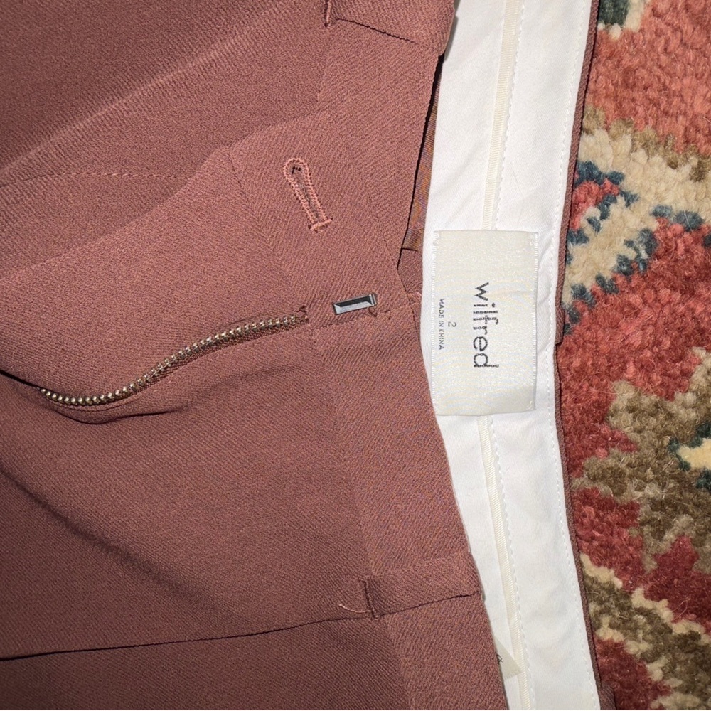 Stylish Brown Pants - Picture 2 of 3